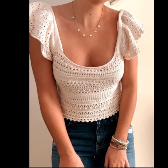 Sincerly Jules Tops - NWT Sincerely Jules Cream Crochet Flutter Sleeve Crop Top M
